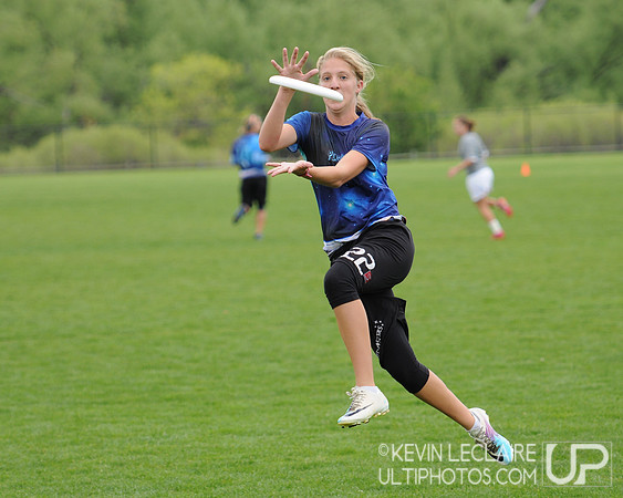 Sunday 8:30am Quarterfinals Round Action -- 2011 USAU College Championships