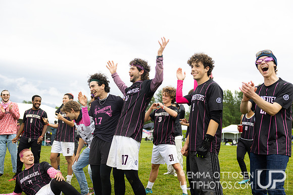 Saturday full coverage from USAU D-IIII College Championships, Pool Play Round 1: Claremont vs Richmond