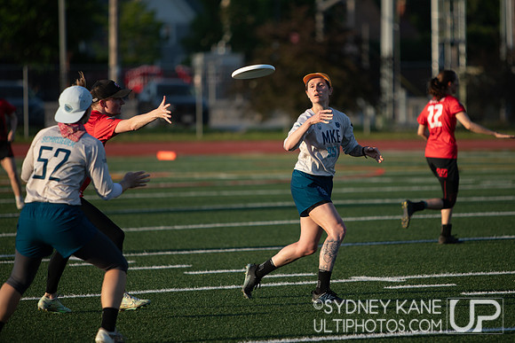 Milwaukee Monarchs vs Indy Red on 5/18/2024 in Hart Park, Wauwat