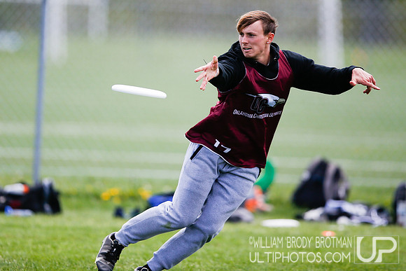 Day 2 of USA Ultimate 2022 D-III College Championships