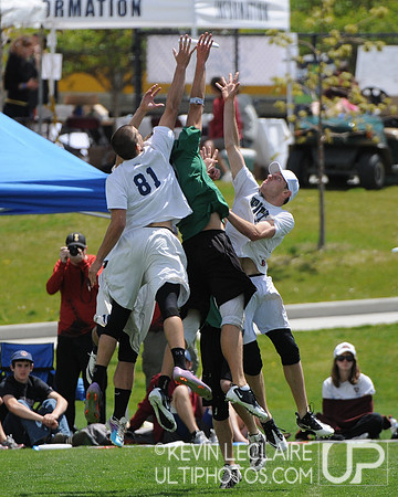 Round 2 Iowa comes down with the score in upset of Pitt -KWL - DSC_1671_cr