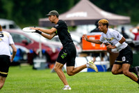Melbourne Ellipsis vs Wildcats in pool play at World Ultimate Club Championships