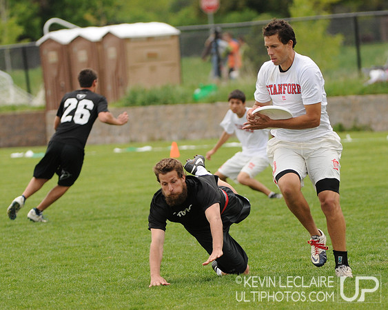Saturday 12:30pm round -- 2011 USAU College Championships