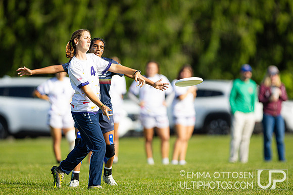 Saturday full coverage from USAU D-I College Championships, UC Santa Cruz vs UC Davis
