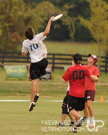 Sunday action at 2010 Capital Mixed Sectionals.