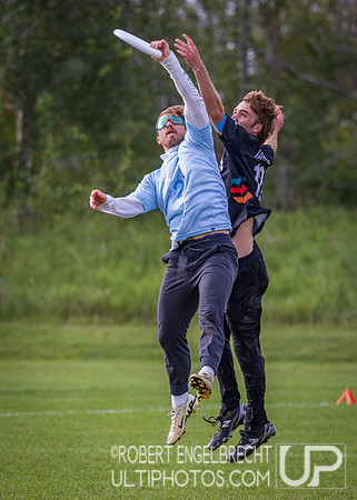 Edmonton, AB: Canadian Ultimate Seniors Championships 2025. Saturday, Aug. 16