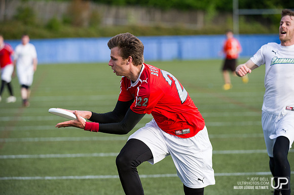 Nighthawks_Rainmakers_20140510_192342_JBP00039