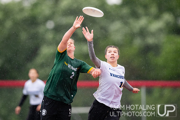 Quarterfinals at USAU DI College Championships