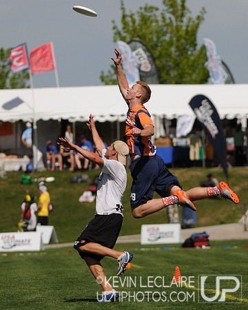 Friday 2:30pm round -- 2011 USAU College Championships