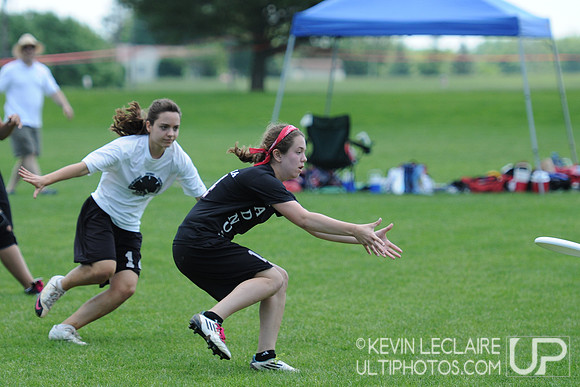 Saturday 10:45am Girls Divison -- 2011 High School Easterns
