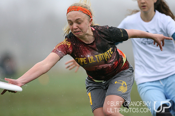 Saturday Action, Girls -- USAU 2014 HS Northeastern Championships