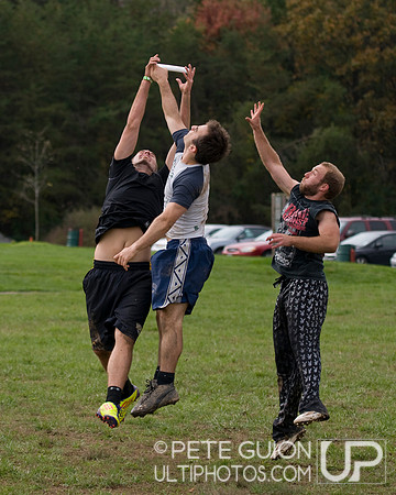 Round 3 Pool Play action from Patriot Games 2011.