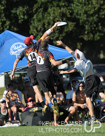 2010 Masters Division National Championship Game -- Surly vs. Boneyard