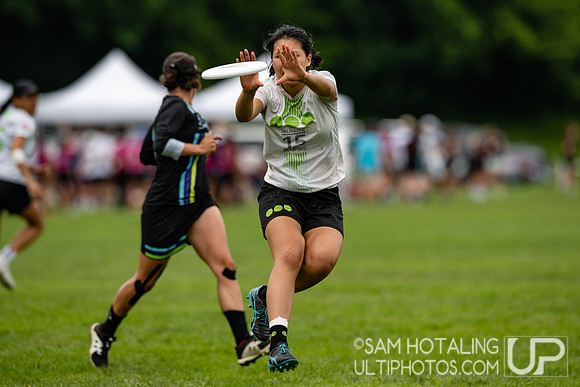 Ellipsis vs La Septima in pool play at World Ultimate Club Championships