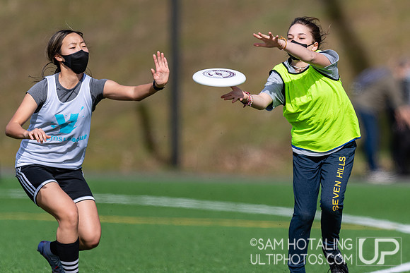 Youth ultimate frisbee at Seven Hills Invite
