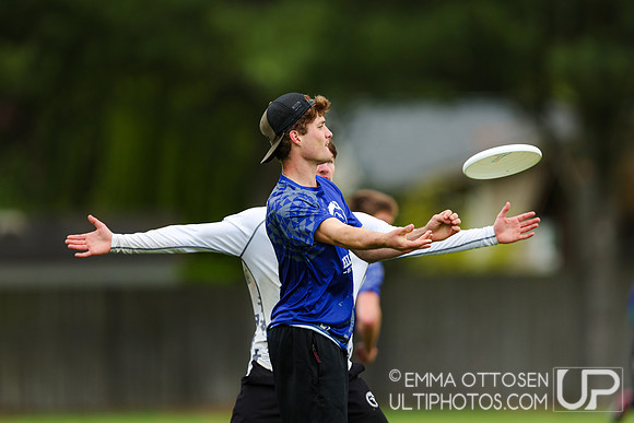 Sunday full coverage from USAU D-IIII College Championships: Round 2