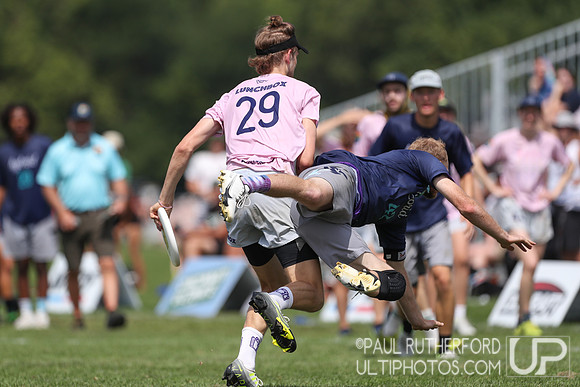 Lunch Box Ultimate Club and Hybrid at the 2022 World Ultimate Club Championships