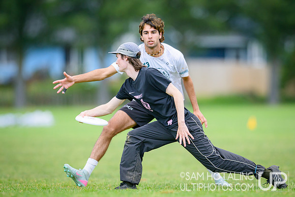 Lewis & Clark Bacchus vs Whitman Sweets in quarterfinals at USAU D-III College Championships