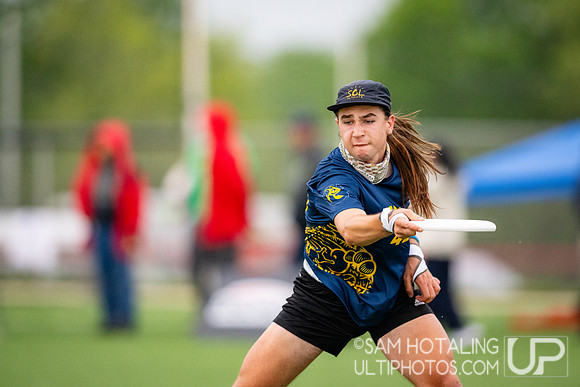 Pool play at USAU D1 College Championships