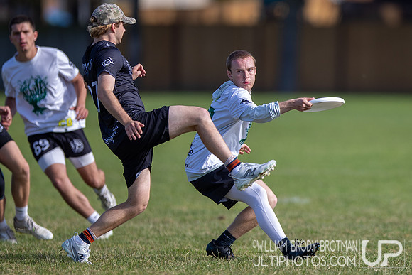 Day 2 of the USA Ultimate D-I College Championships