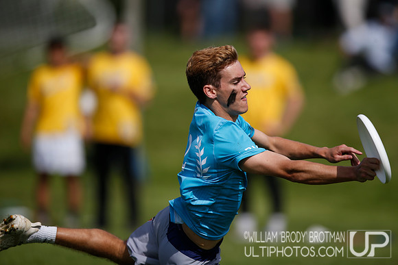 Day 2 of 2022 USA Ultimate D-I College Championships