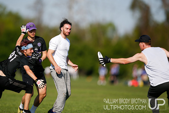 Day 3 of USA Ultimate 2022 D-III College Championships