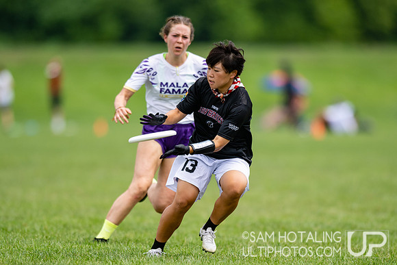 Malafama vs TOKYO Mavericks in pool play at World Ultimate Club Championships