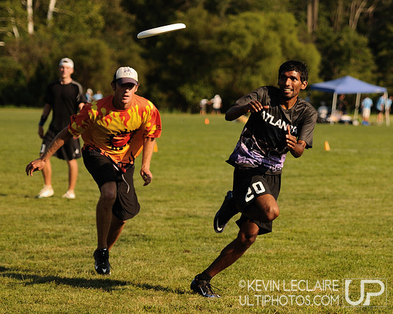 Saturday Elite Open division action -- Chesapeake Open 2010
