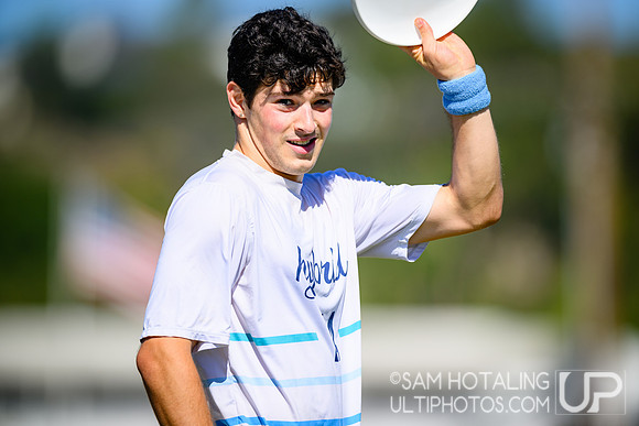 Hybrid vs MOONDOG during Club Championships at Surf Cup Sports Park