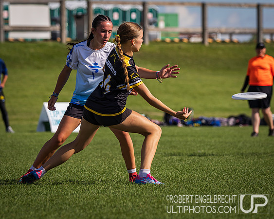 Edmonton, AB: Canadian Ultimate Juniors Championships 2025. Mond