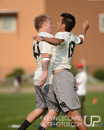 2012 USAU D-I College Championships Saturday Action