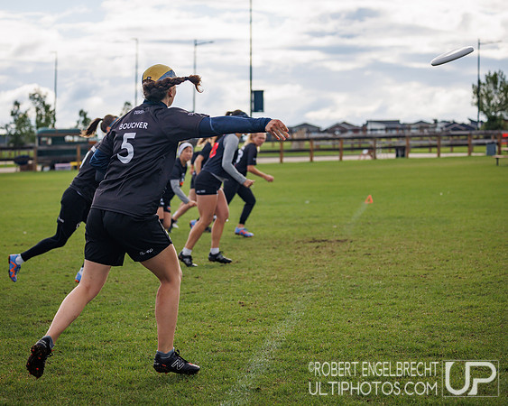Edmonton, AB: Canadian Ultimate Seniors Championships 2025. Thur