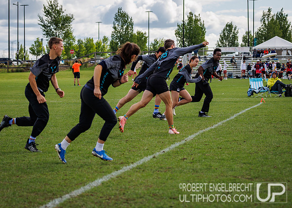 Edmonton, AB: Canadian Ultimate Seniors Championships 2025. Thur