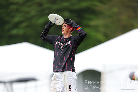 Saturday full coverage from USAU D-IIII College Championships, Pool Play Round 1: Claremont vs Richmond