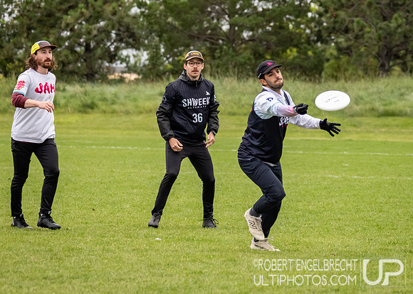 Edmonton, AB: Canadian Ultimate Seniors Championships 2025. Frid