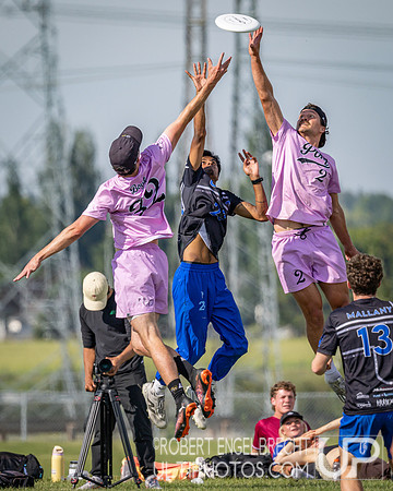 Edmonton, AB: Canadian Ultimate Seniors Championships 2025. Satu
