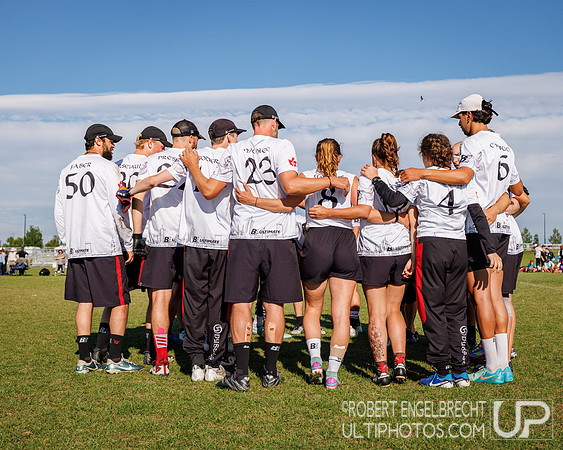 Edmonton, AB: Canadian Ultimate Seniors Championships 2025. Satu