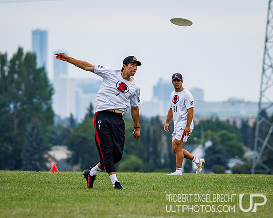 Edmonton, AB: Canadian Ultimate Seniors Championships 2025. Satu