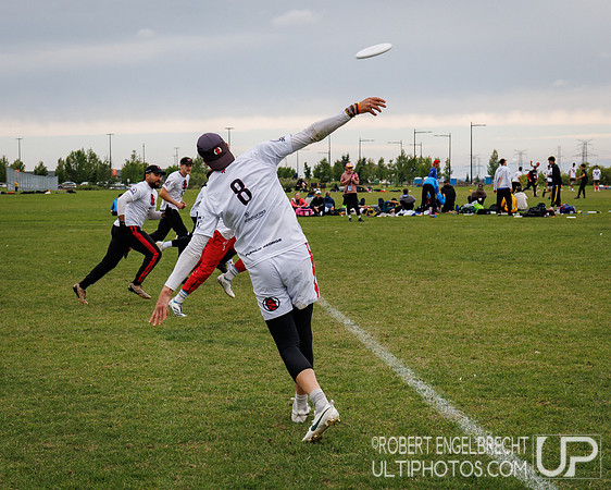 Edmonton, AB: Canadian Ultimate Seniors Championships 2025. Satu