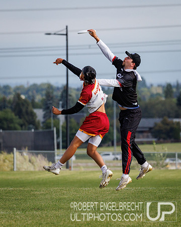Edmonton, AB: Canadian Ultimate Seniors Championships 2025. Satu