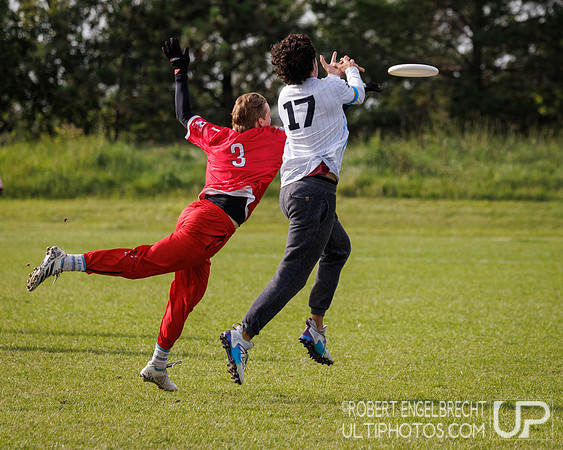 Edmonton, AB: Canadian Ultimate Seniors Championships 2025. Satu