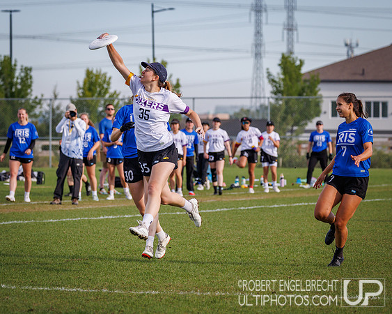 Edmonton, AB: Canadian Ultimate Seniors Championships 2025. Sund