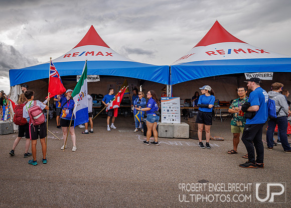 Team Photo - . Edmonton, AB: Canadian Ultimate Juniors Champions