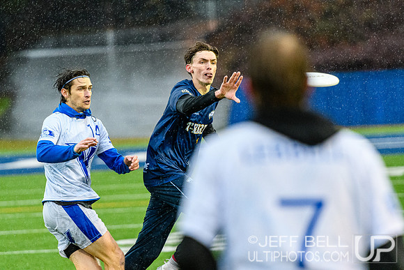 UBC_UVIC_men_Dogwood_jbp_20250222_145450