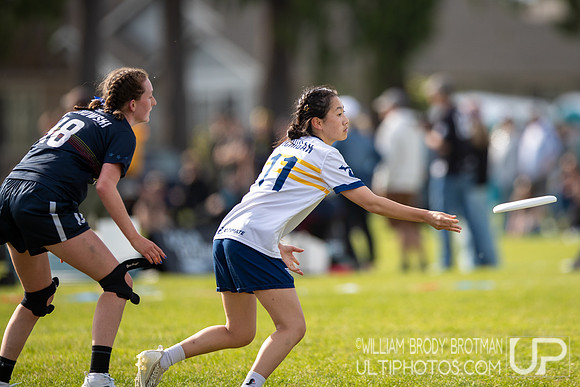 Day 1 of the USA Ultimate D-I College Championships