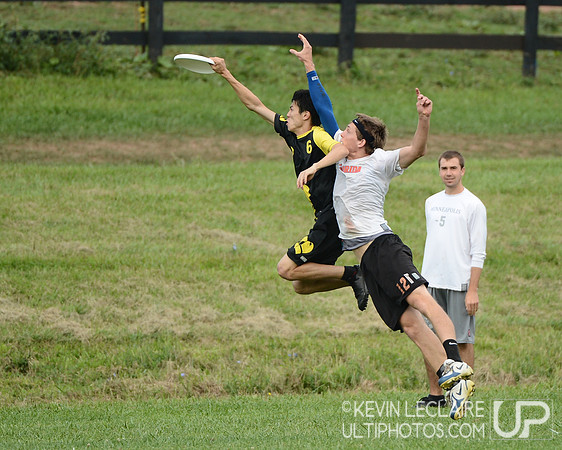 2012 Chesapeake Invite Saturday Action