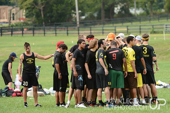 2012 Chesapeake Invite Saturday Action