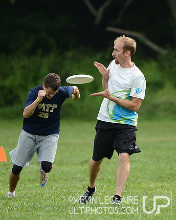 2012 Chesapeake Invite Saturday Action