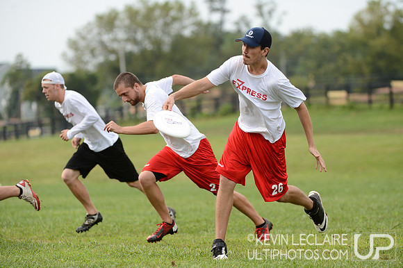 2012 Chesapeake Invite Saturday Action
