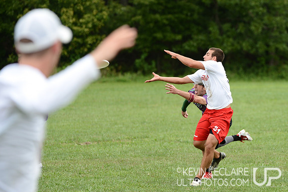 2012 Chesapeake Invite Saturday Action